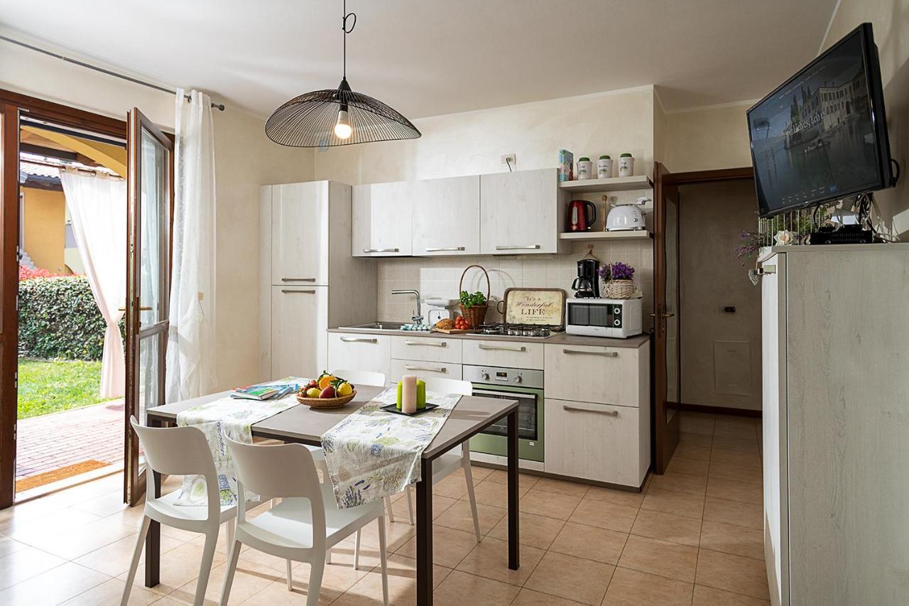 Apartment L'Archetto And Villetta Gruber - Regarda Travel Лацизе Экстерьер фото