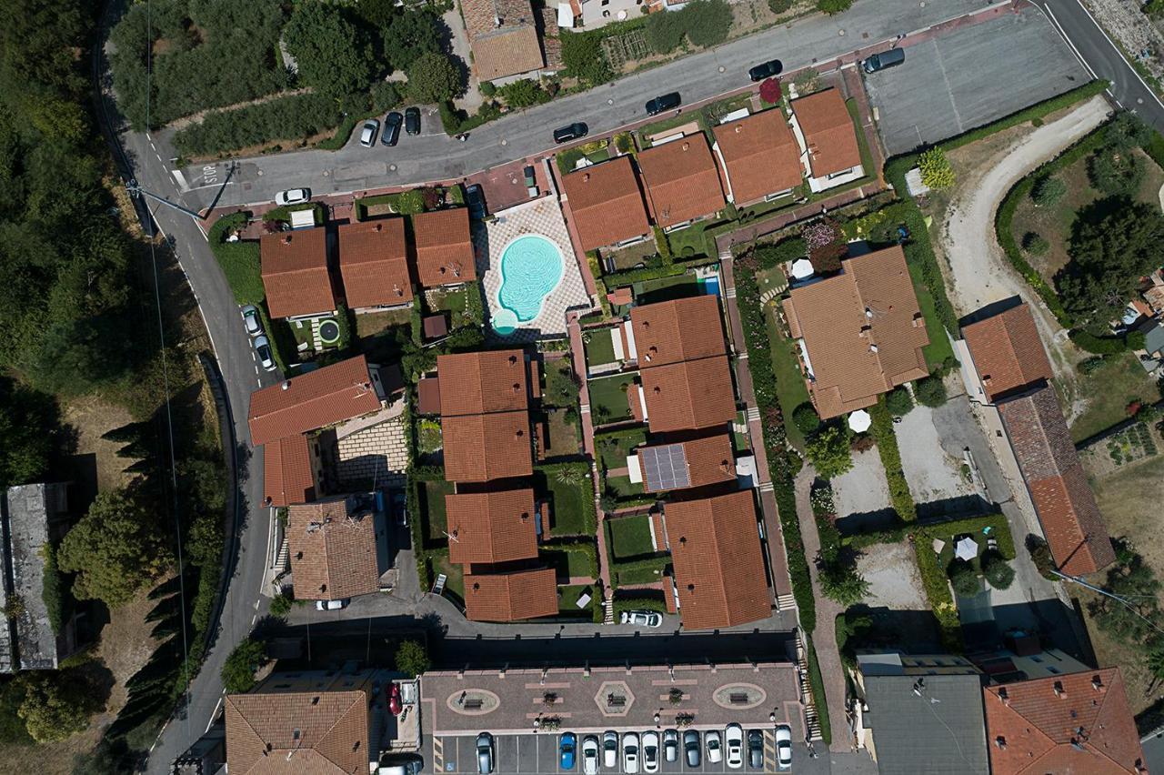 Apartment L'Archetto And Villetta Gruber - Regarda Travel Лацизе Экстерьер фото